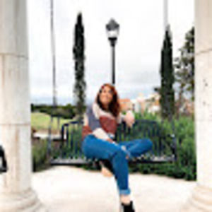 Meet your Posher, Laura